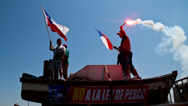 Economista: La DC debe explicar por qué regala la pesca a siete familias