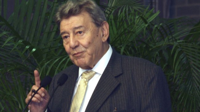 Canciller peruano analizará en La Haya el cronograma del litigio con Chile Canciller peruano analizará en La Haya el cronograma del litigio con Chile