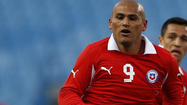 Suazo quedó fuera de la selección y Sampaoli citó a Junior Fernandes Suazo quedó fuera de la selección y Sampaoli citó a Junior Fernandes