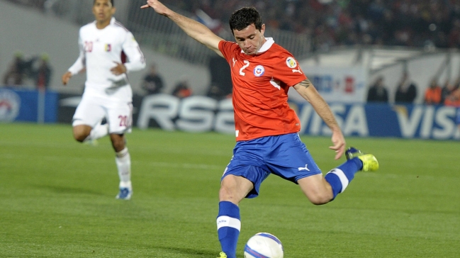 Eugenio Mena puso la nota de preocupación en la selección chilena Eugenio Mena puso la nota de preocupación en la selección chilena