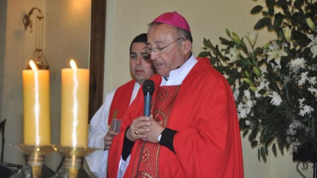 Obispo de San Felipe pidió que Vaticano investigue denuncias en su contra Obispo de San Felipe pidió que Vaticano investigue denuncias en su contra