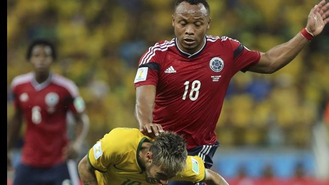 La FIFA inició investigación por rodillazo de Camilo Zuñiga a Neymar La FIFA inició investigación por rodillazo de Camilo Zuñiga a Neymar