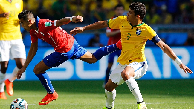 Alexis Sánchez lidera el ranking de los jugadores más infraccionados en Brasil 2014 Alexis Sánchez lidera el ranking de los jugadores más infraccionados en Brasil 2014