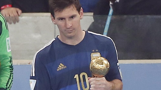 Maradona y el premio a Messi: Quieren hacerle ganar algo que no ganó Maradona y el premio a Messi: Quieren hacerle ganar algo que no ganó