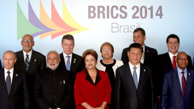 Presidenta Bachelet participa en cumbre del BRICS en Brasil