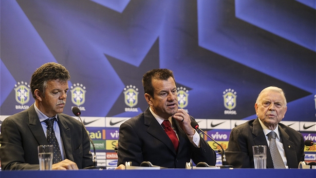 Dunga fue nombrado como nuevo entrenador de Brasil Dunga fue nombrado como nuevo entrenador de Brasil