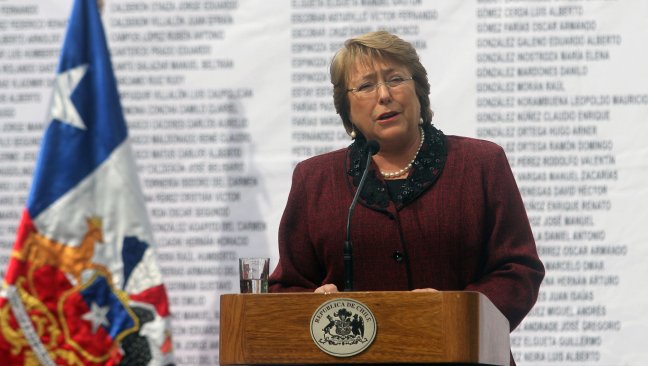 Bachelet anunció modificaciones a Ley Antiterrorista tras atentado en Metro Bachelet anunció modificaciones a Ley Antiterrorista tras atentado en Metro