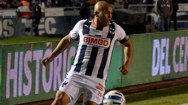 Monterrey de Humberto Suazo perdió su invicto de local ante Jaguares de Isaac Díaz