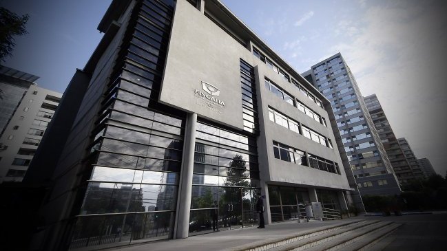 Ejecutivo del grupo Cruzat se presentó ante la Fiscalía Ejecutivo del grupo Cruzat se presentó ante la Fiscalía
