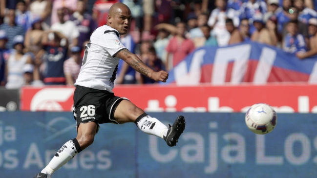 Humberto Suazo sufrió desgarro y estará como mínimo tres semanas fuera de las canchas
