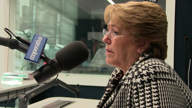 La Presidenta Michelle Bachelet en Cooperativa La Presidenta Michelle Bachelet en Cooperativa