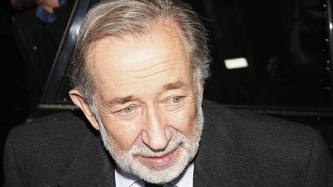 Las dudas sobre el destino del dinero recaudado por Jovino Novoa