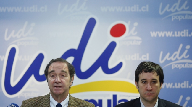 UDI abrió opción de utilizar primarias para definir candidatos a alcaldes