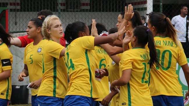 Brasil le propinó dura caída a Chile en el Sudamericano femenino Sub 20 Brasil le propinó dura caída a Chile en el Sudamericano femenino Sub 20