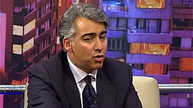 Marco Enríquez-Ominami: No le he pedido un peso a Ponce Lerou