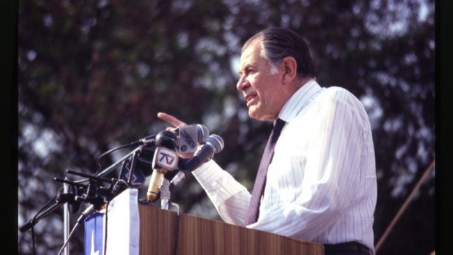 Patricio Aylwin Azócar, su pensamiento, sus frases