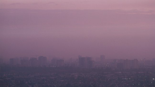 Intendencia decretó alerta ambiental para este viernes en Santiago Intendencia decretó alerta ambiental para este viernes en Santiago