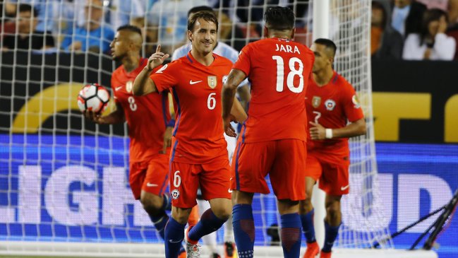 Chile tendrá oncena estelar para la definición de la Copa Centenario ante Argentina Chile tendrá oncena estelar para la definición de la Copa Centenario ante Argentina