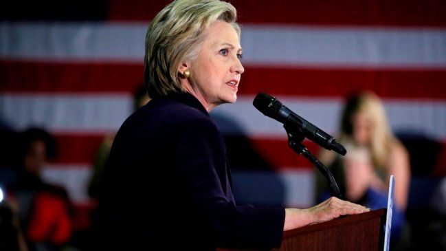 El FBI descubrió 15 mil correos más de Hillary Clinton vinculados al escándalo