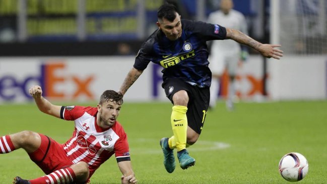 La acción de los futbolistas chilenos en la Europa League La acción de los futbolistas chilenos en la Europa League