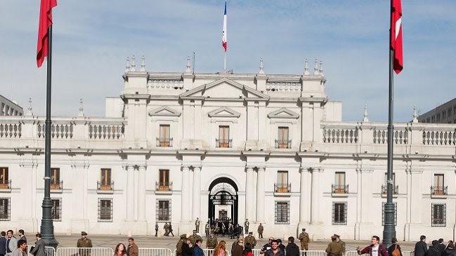 Gobierno comunicó renuncia y reemplazo de 12 gobernadores