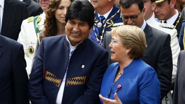 Presidenta Bachelet responde a Morales: Bolivianos fueron detenidos por robo de camión