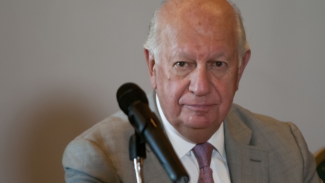 Ricardo Lagos desechó participar en consulta ciudadana del PS