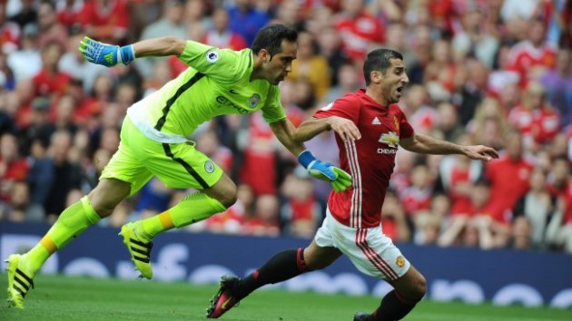 Manchester City y Manchester United vivirán un clásico clave en la Premier League