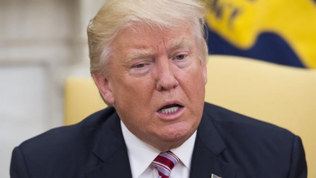 Trump negó colusión entre su campaña y Rusia tras despedir al jefe del FBI