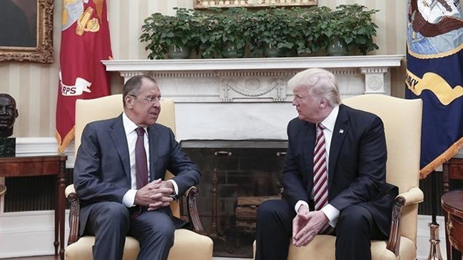 Donald Trump: Al ex jefe del FBI 