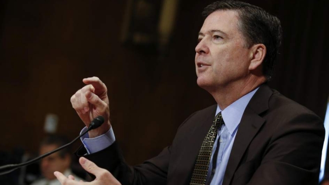 Ex director del FBI cesado por Trump aceptó comparecer ante comisión del Senado