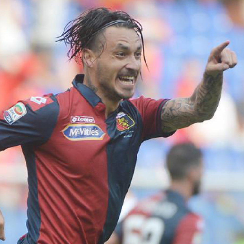 Dirigente de Genoa avisa: Pinilla no saldrá gratis