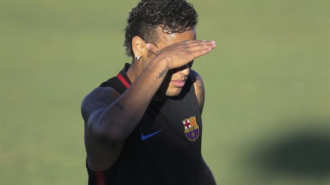 Medio francés aseguró que Neymar será de PSG el lunes o martes Medio francés aseguró que Neymar será de PSG el lunes o martes