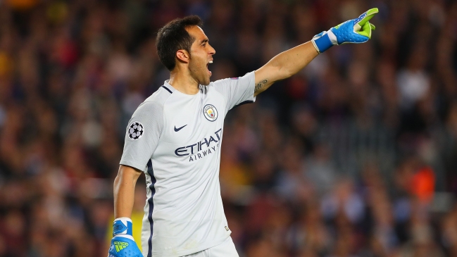 Guardiola insinuó rotación entre Claudio Bravo y Ederson: Tenemos dos excelentes porteros Guardiola insinuó rotación entre Claudio Bravo y Ederson: Tenemos dos excelentes porteros