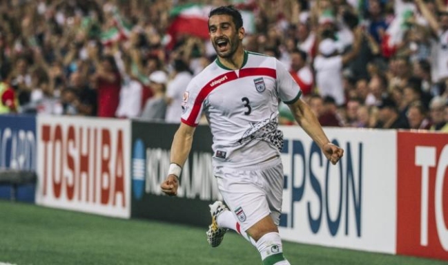 Teherán condena que dos futbolistas iraníes jugaran contra club israelí Teherán condena que dos futbolistas iraníes jugaran contra club israelí