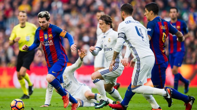 FC Barcelona recibe a Real Madrid en la primera final de la Supercopa de España FC Barcelona recibe a Real Madrid en la primera final de la Supercopa de España
