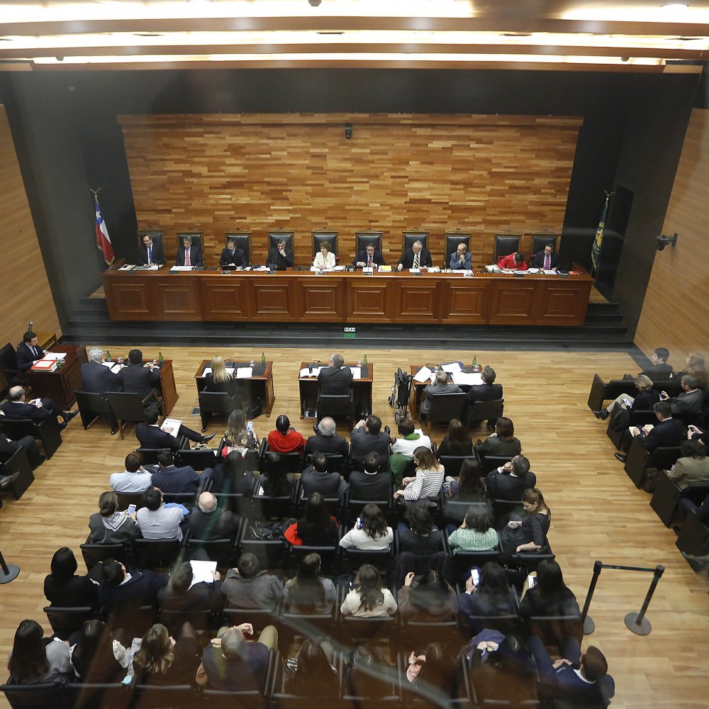 Tribunal Constitucional visó el aborto en tres causales Tribunal Constitucional visó el aborto en tres causales