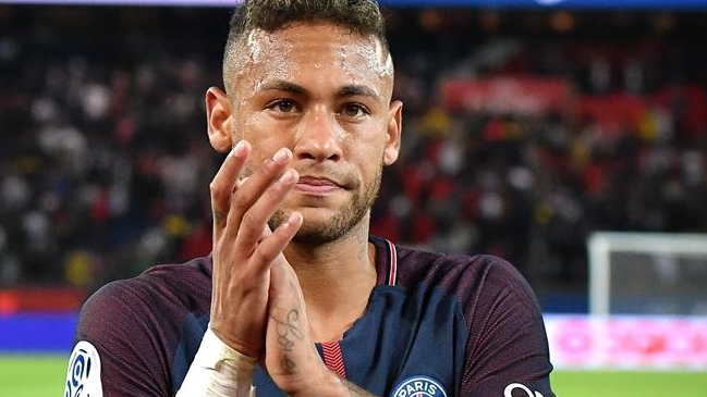 FC Barcelona demandó a Neymar por incumplimiento de contrato FC Barcelona demandó a Neymar por incumplimiento de contrato
