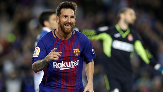Lionel Messi se dio un festín y guió a Barcelona al triunfo en el clásico ante Espanyol Lionel Messi se dio un festín y guió a Barcelona al triunfo en el clásico ante Espanyol