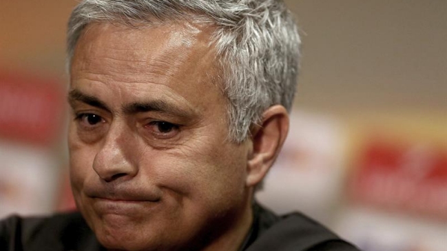 Playstation le entregó una genial respuesta a Jose Mourinho Playstation le entregó una genial respuesta a Jose Mourinho