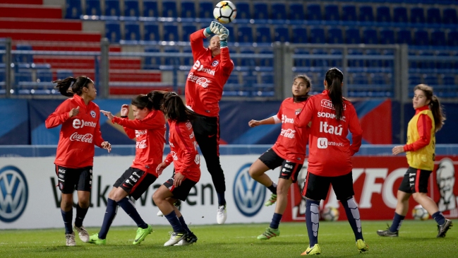 Selección femenina tiene un duro examen ante Francia en Caen Selección femenina tiene un duro examen ante Francia en Caen