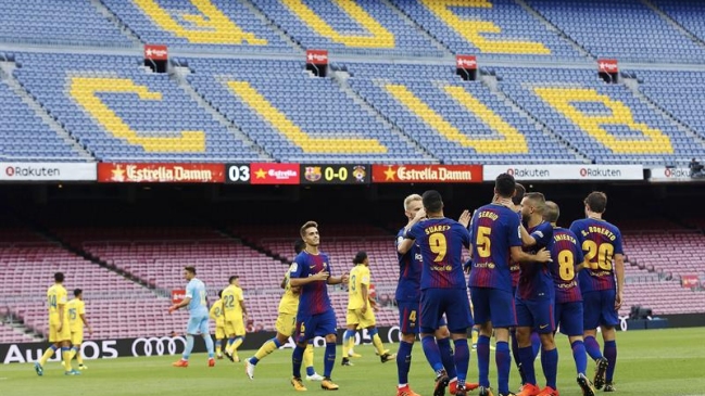 Barcelona derribó sin público a Las Palmas en medio del referéndum y sigue como sólido líder Barcelona derribó sin público a Las Palmas en medio del referéndum y sigue como sólido líder