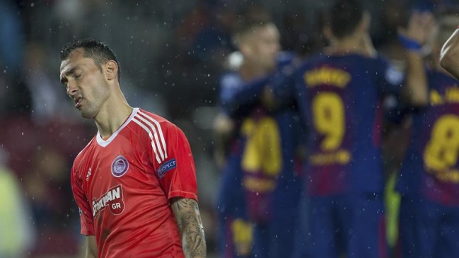 FC Barcelona se repuso a la expulsión de Piqué para superar a Olympiakos en la Champions FC Barcelona se repuso a la expulsión de Piqué para superar a Olympiakos en la Champions