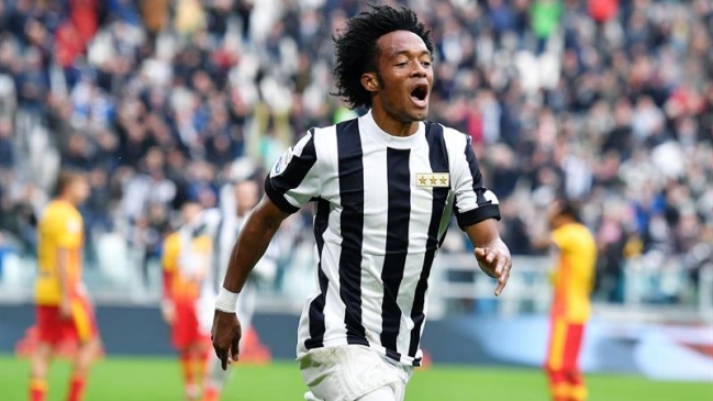 Juventus derrotó con lo justo a Benevento y le metió presión a Napoli que sólo igualó ante Chievo