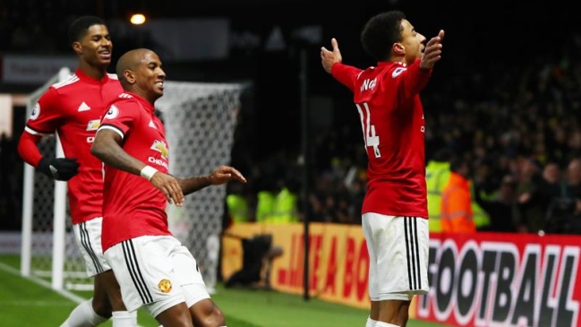 Manchester United venció a Watford y no se baja de la pelea en la Premier League Manchester United venció a Watford y no se baja de la pelea en la Premier League