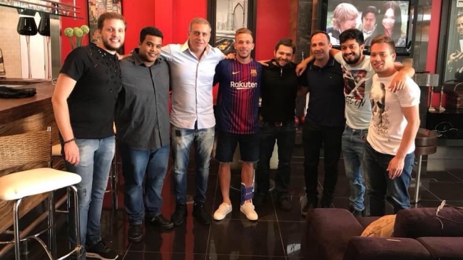 Gremio demandará a Barcelona ante la FIFA por polémica foto de volante Arthur con la camiseta azulgrana Gremio demandará a Barcelona ante la FIFA por polémica foto de volante Arthur con la camiseta azulgrana