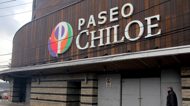 Niño de dos años cayó al vacío en el mall de Castro Niño de dos años cayó al vacío en el mall de Castro