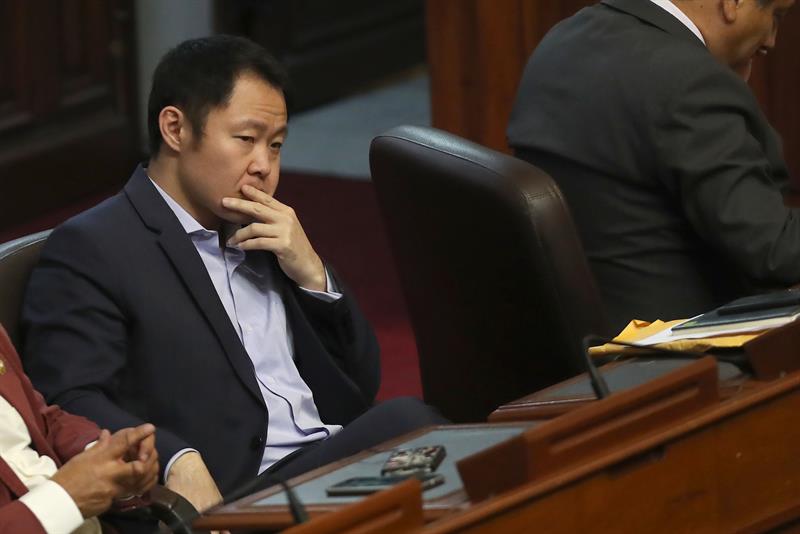 Hijo de Fujimori pide al Congreso respetar presunción de inocencia de Kuczynski