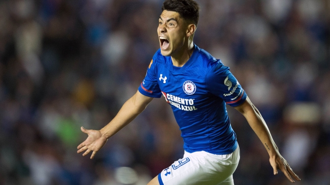 Felipe Mora le dio triunfo a Cruz Azul en primer partido de pretemporada