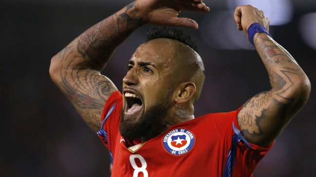Los festejos y deseos de las figuras del fútbol chileno en Año Nuevo Los festejos y deseos de las figuras del fútbol chileno en Año Nuevo